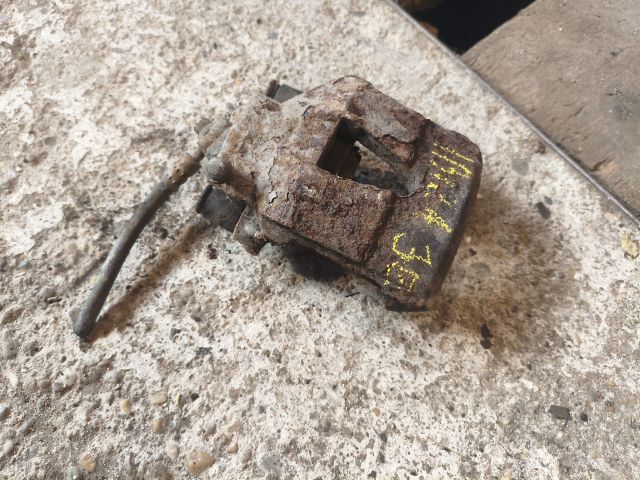 bontott SEAT IBIZA III Jobb első Féknyereg Munkahengerrel