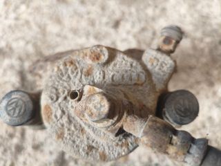 bontott SEAT IBIZA III Jobb első Féknyereg Munkahengerrel