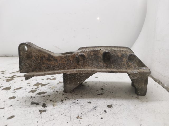 bontott SEAT IBIZA III Motor Tartó Bak (Fém)