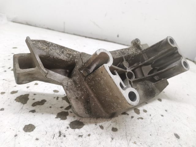 bontott SEAT IBIZA III Motor Tartó Bak (Fém)