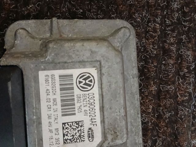 bontott SEAT IBIZA III Motorvezérlő