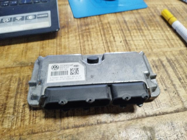 bontott SEAT IBIZA III Motorvezérlő