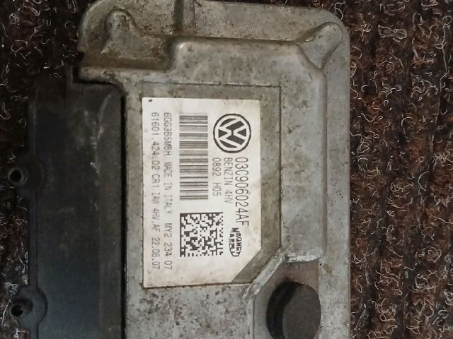 bontott SEAT IBIZA III Motorvezérlő