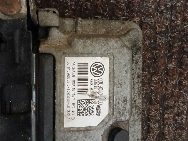 bontott SEAT IBIZA III Motorvezérlő