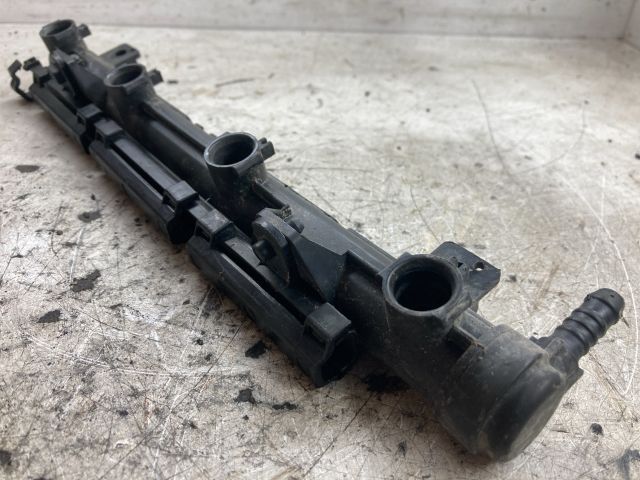 bontott SEAT IBIZA III Porlasztó Sor / Híd