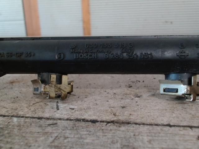 bontott SEAT IBIZA III Porlasztó Sor / Híd