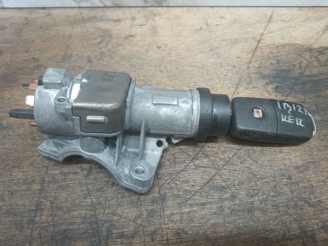 bontott SEAT IBIZA III Gyújtáskapcsoló Házzal