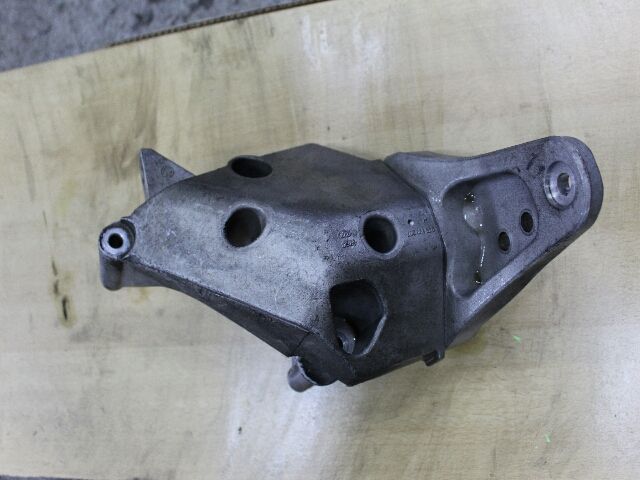 bontott SEAT IBIZA III Motor Tartó Bak (Fém)