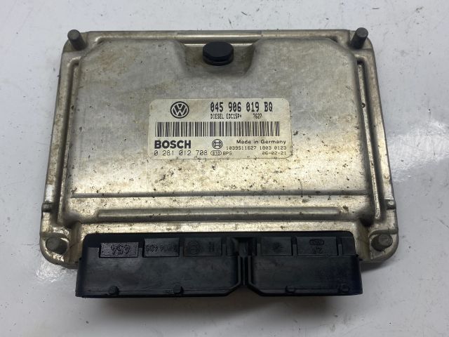 bontott SEAT IBIZA III Motorvezérlő