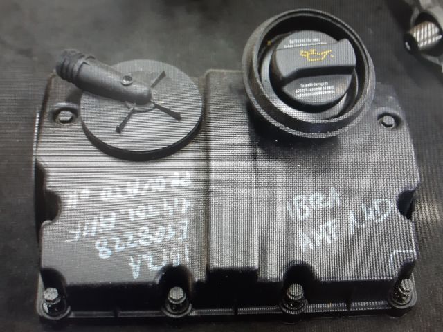 bontott SEAT IBIZA III Szelepfedél