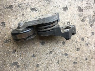 bontott SEAT IBIZA III Szíjfeszítő Görgő