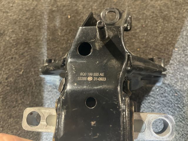 bontott SEAT IBIZA III Váltó Tartó Bak (Pozíciófüggetlen)