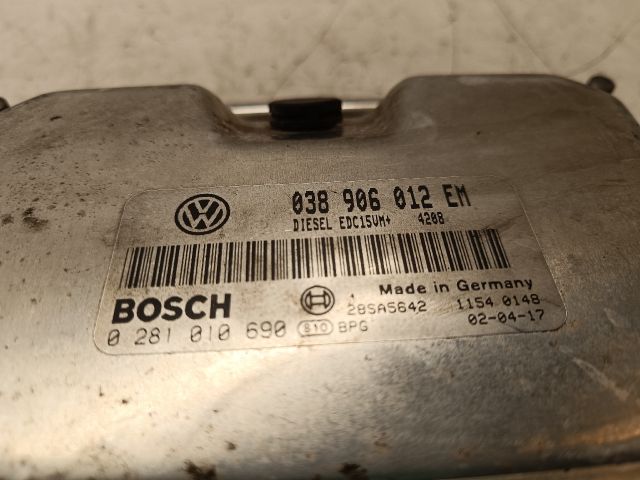 bontott SEAT IBIZA III Motorvezérlő