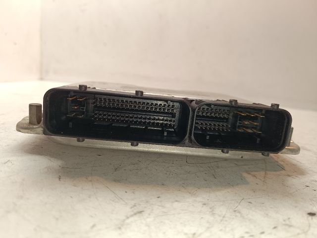 bontott SEAT IBIZA III Motorvezérlő