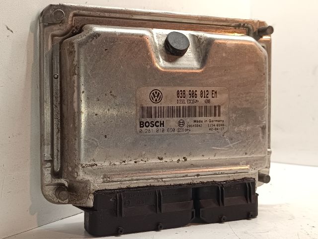 bontott SEAT IBIZA III Motorvezérlő