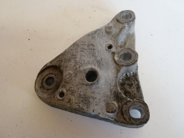 bontott SEAT IBIZA III Motor Tartó Bak (Fém)