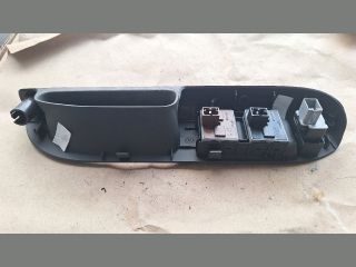 bontott SEAT IBIZA III Ablakemelő Kapcsoló Négyes / Kettes