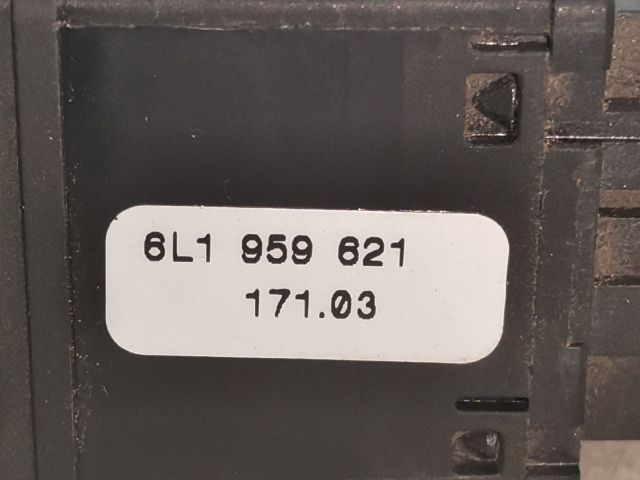 bontott SEAT IBIZA III Ablakfűtés Kapcsoló