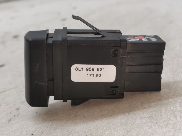 bontott SEAT IBIZA III Ablakfűtés Kapcsoló