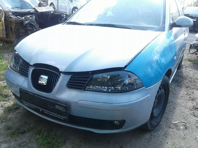 bontott SEAT IBIZA III Bal B Oszlop Burkolat