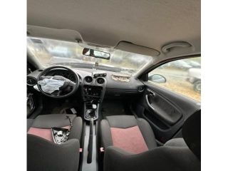 bontott SEAT IBIZA III Bal B Oszlop Burkolat