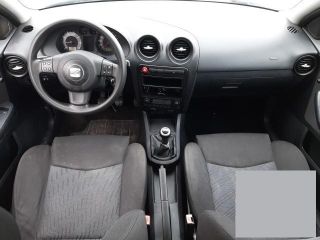 bontott SEAT IBIZA III Bal B Oszlop Burkolat