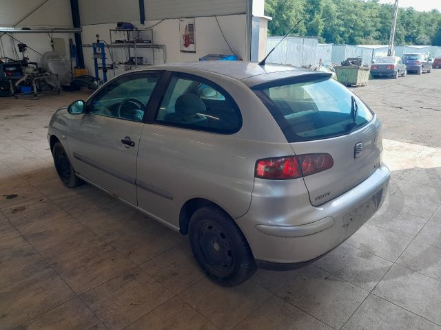 bontott SEAT IBIZA III Bal B Oszlop Burkolat