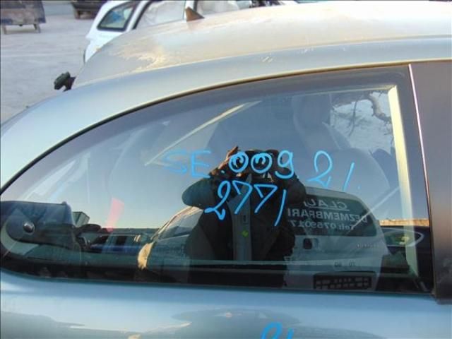 bontott SEAT IBIZA III Bal C Oszlop Oldalablak Üveg