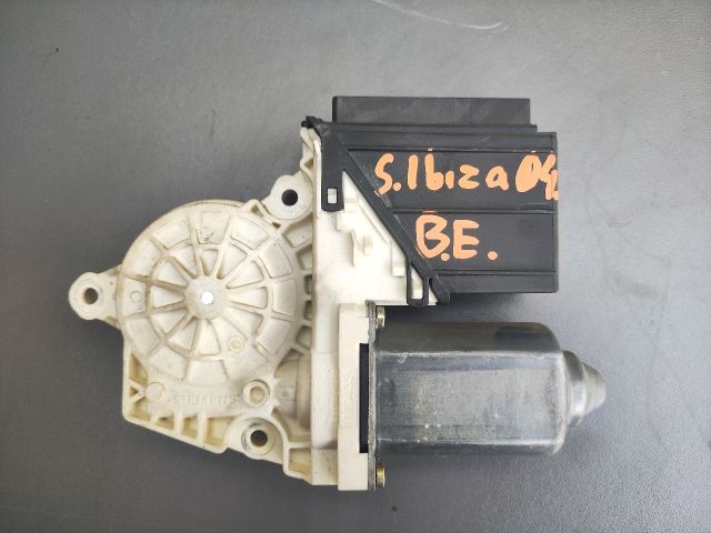 bontott SEAT IBIZA III Bal első Ablakemelő Motor