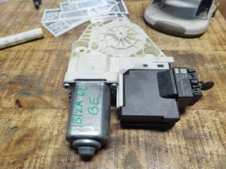 bontott SEAT IBIZA III Bal első Ablakemelő Motor