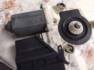 bontott SEAT IBIZA III Bal első Ablakemelő Motor