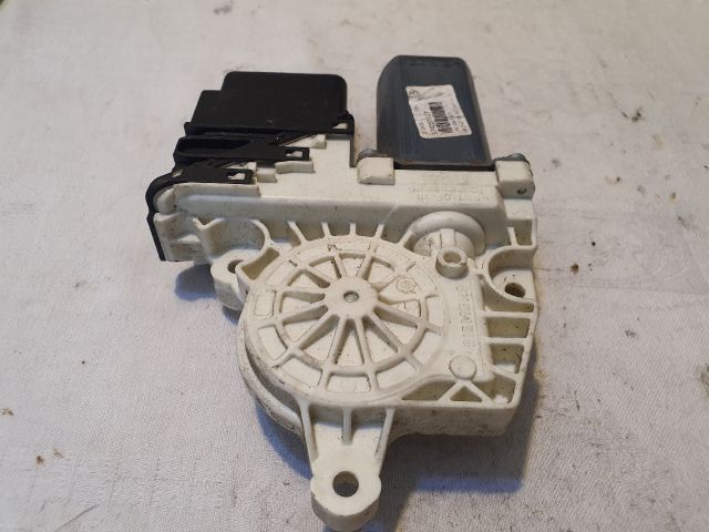 bontott SEAT IBIZA III Bal első Ablakemelő Motor