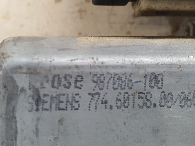 bontott SEAT IBIZA III Bal első Ablakemelő Motor