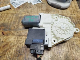bontott SEAT IBIZA III Bal első Ablakemelő Motor