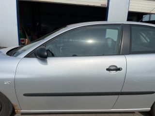 bontott SEAT IBIZA III Bal első Ajtó (Részeivel)