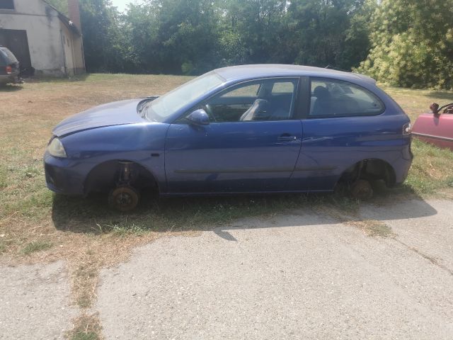 bontott SEAT IBIZA III Bal első Ajtó (Részeivel)