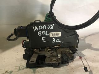 bontott SEAT IBIZA III Bal első Ajtózár