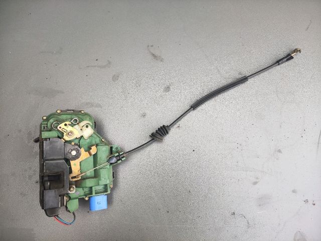 bontott SEAT IBIZA III Bal első Ajtózár