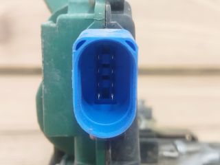 bontott SEAT IBIZA III Bal első Ajtózár