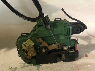 bontott SEAT IBIZA III Bal első Ajtózár