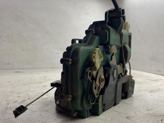 bontott SEAT IBIZA III Bal első Ajtózár