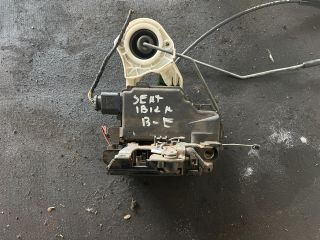 bontott SEAT IBIZA III Bal első Ajtózár