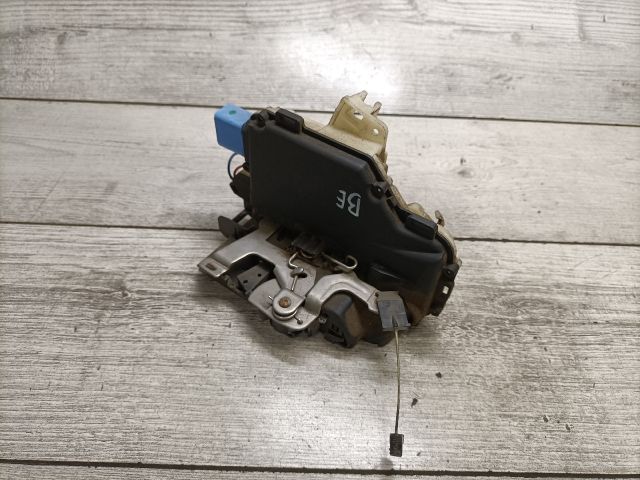 bontott SEAT IBIZA III Bal első Ajtózár