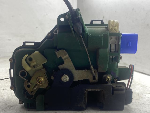 bontott SEAT IBIZA III Bal első Ajtózár