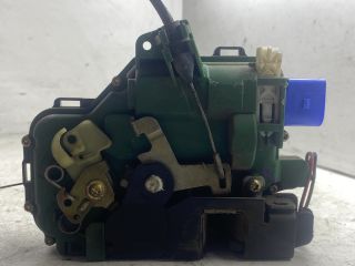 bontott SEAT IBIZA III Bal első Ajtózár