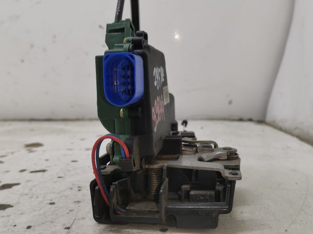 bontott SEAT IBIZA III Bal első Ajtózár