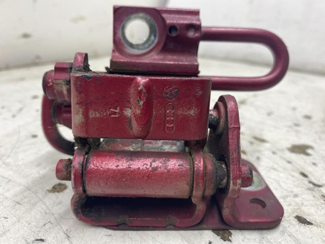 bontott SEAT IBIZA III Bal első Alsó Zsanér