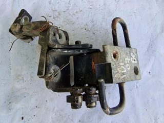 bontott SEAT IBIZA III Bal első Alsó Zsanér