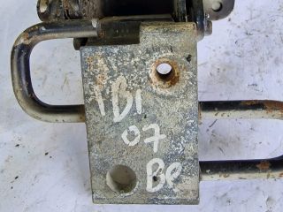 bontott SEAT IBIZA III Bal első Alsó Zsanér