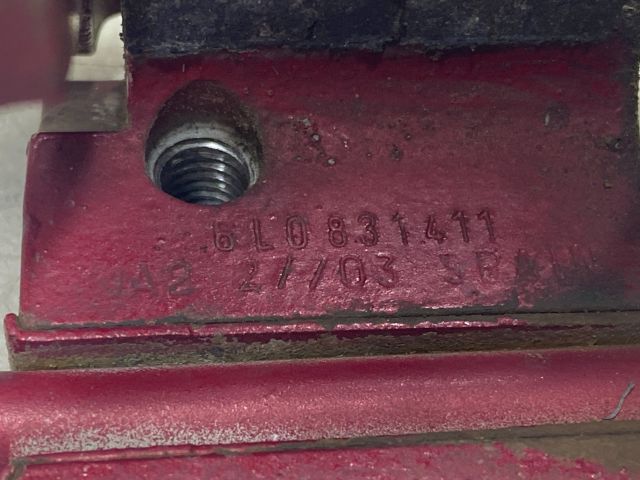 bontott SEAT IBIZA III Bal első Alsó Zsanér